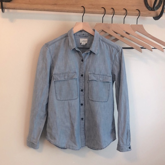 Levi's Tops - Powder Blue Chambray Button Down